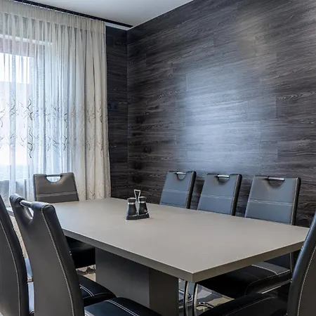 Apartment Luxury 2